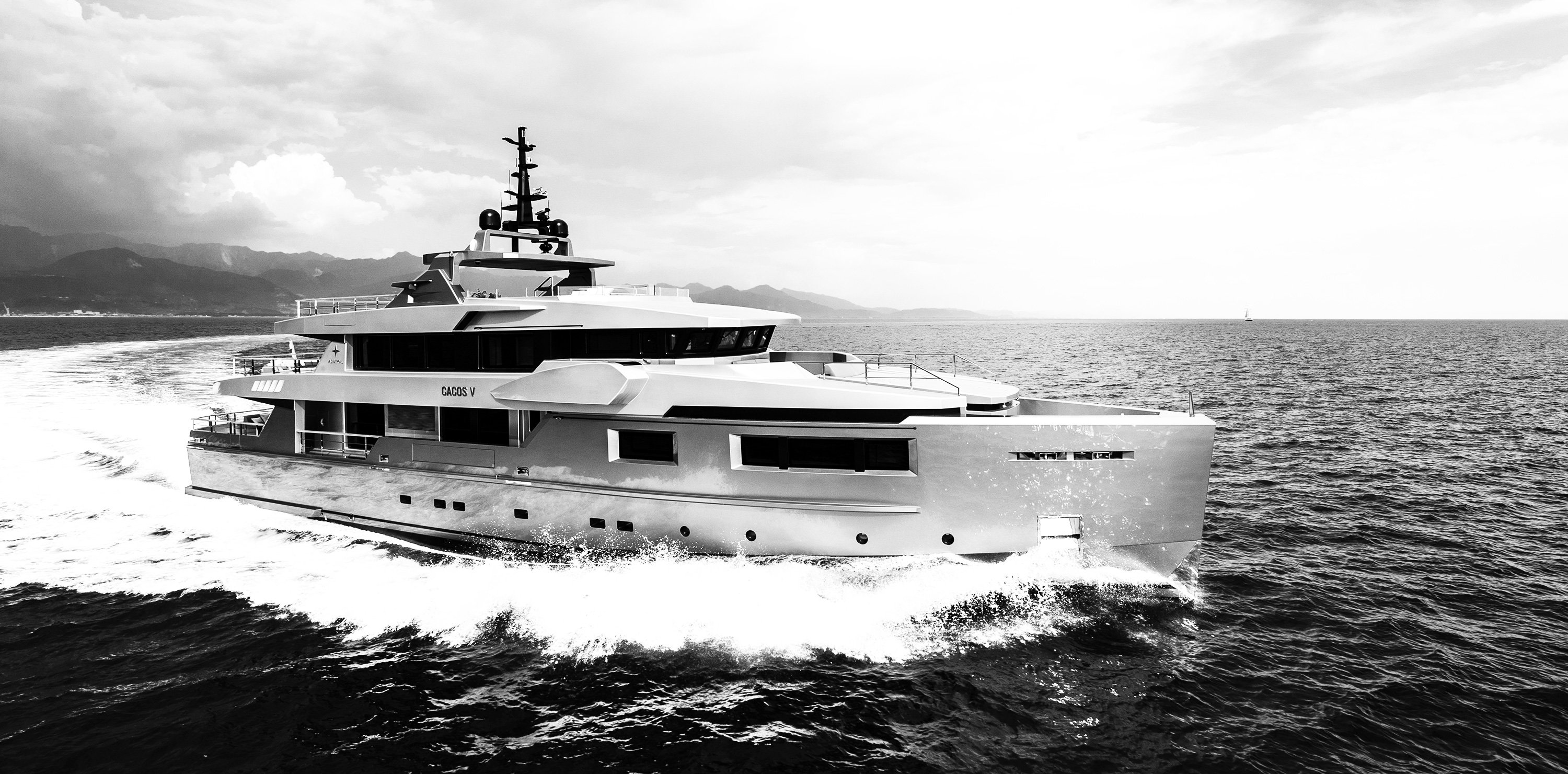 Admiral Yachts - M/Y Cacos V
